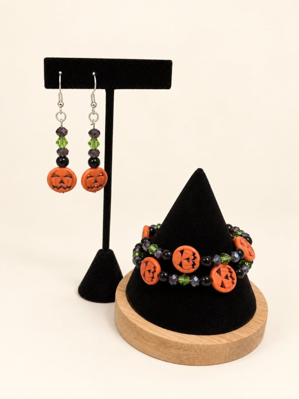 Handmade Halloween Pumpkin Bracelet & Earrings Set Orange Black Memory Wire